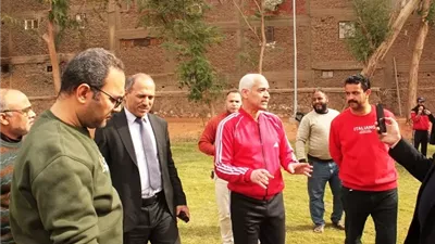 نائب رئيس جامعة أسيوط يتفقد المدن الجامعية