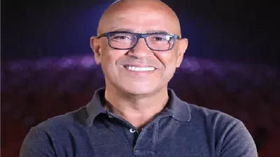 أشرف عبد الباقى يعود للمسرح بعد غياب بـ فرقة 