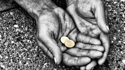 كيف يوسع الله الرزق؟ بدائل شرعية لمنع مأساة الفقر