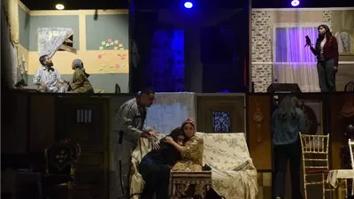 «اضغط لفتح العبوة» علي مسرح ليسيه الحرية بالإسكندرية