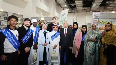 زيارة وفد طلابي لاجنحة وزارتي الدفاع والداخلية