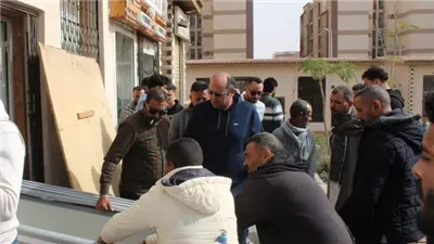 أمين:جهاز بدر يسترد محلين ويشن حملة إشغالات بحى زهرة العاصمة..صور