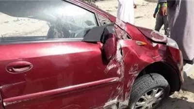 إصابة 3 إثر اصطدام سيارة بمقهى في الحوامدية