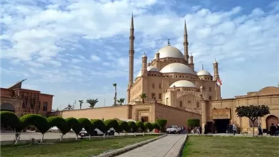 تحرك برلماني لتحويل القلعة والسيدة عائشة.. إلي مناطق جذب سياحي