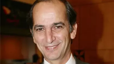 فى ذكرى ميلاد ..شاهد أخر صورة لـ هشام سليم قبل رحيله بساعات