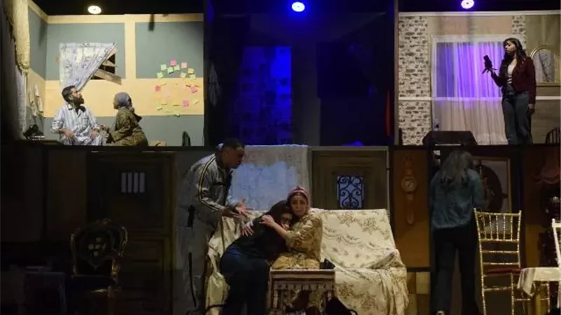 عرض اضغط لفتح العبوة