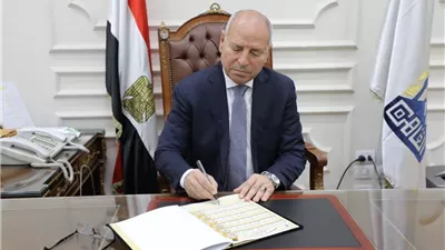 محافظ القاهرة يعتمد نتيجة الفصل الدراسى الأول للشهادة الاعدادية