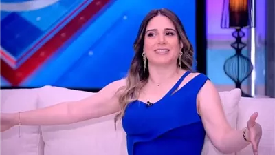 ميرنا وليد تكشف قصة مسرحية 