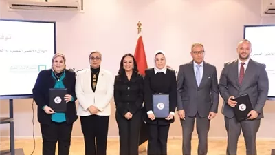 المجلس القومي للمرأة يوقع بروتوكولي تعاون مع الهلال الأحمر