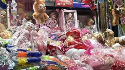 قنابل سامة.. في حضن عصافير الجنة