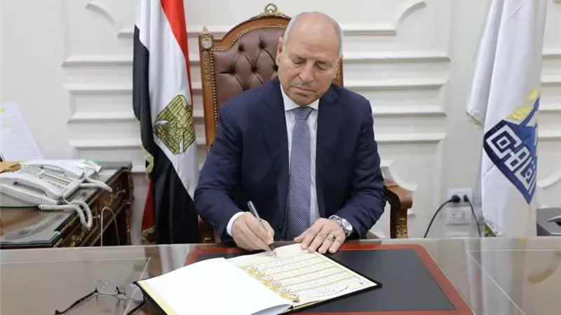 الدكتور إبراهيم صابر