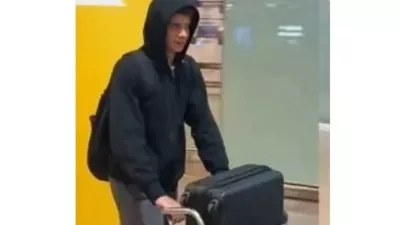 حمزة عبد الكريم يصل برشلونة لإجراء الكشف الطبي
