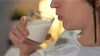 نوم أفضل في البرد .. مشروبات طبيعية مهدئة للأعصاب قبل النوم