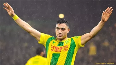 مصطفى محمد يقود هجوم نانت أمام لوريان في الدوري الفرنسي