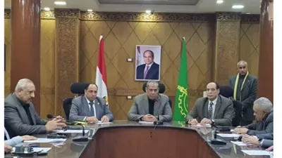 تعليم القليوبية تبحث الاستعدادات النهائية للفصل الدراسي الثاني