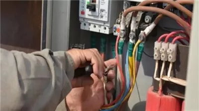 ما هي عقوبة سرقة التيار الكهربائى؟