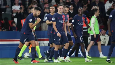 باريس سان جيرمان يتخطي ستراسبورج على أرضه بالدوري الفرنسي