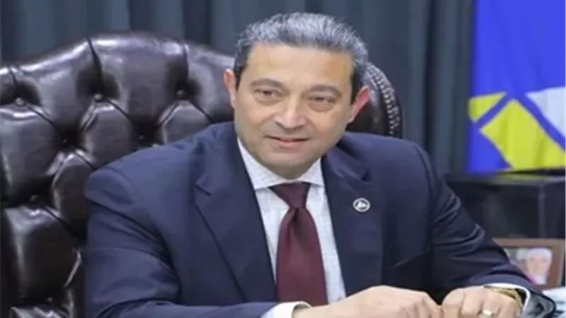 الدكتور ايمن الشهابي