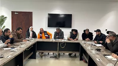 رئيس جهاز مدينة المنصورة الجديدة يستمع لمطالب السكان ومقترحاتهم