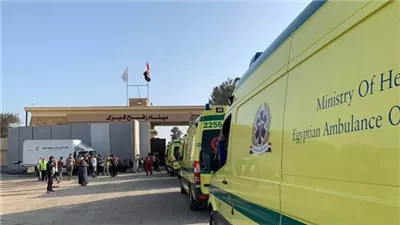 وصول أول مصاب فلسطيني إلى الأراضي المصرية عبر معبر رفح