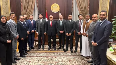 حزب الشعب الجمهوري يلتقون رئيس مجلس الشيوخ