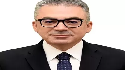 تجديد تعيين علي الأنور عميدًا لكلية الطب بجامعة عين شمس