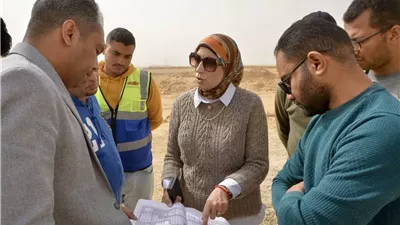 رئيس الجهاز : رفع كفاءة الطرق والكهرباء في السويس الجديدة .. صور