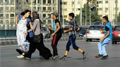 الحبس والغرامة.. عقوبة التحرش