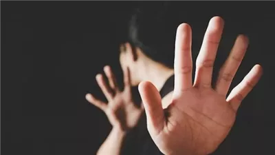 حارس عقار يتحرش بفتاة فى وسط البلد