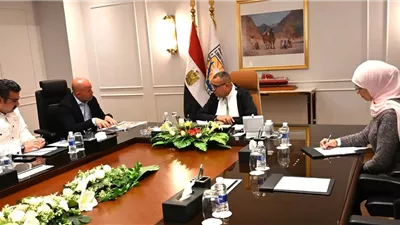 محافظ جنوب سيناء يبحث التنسيق لإقامة سباق