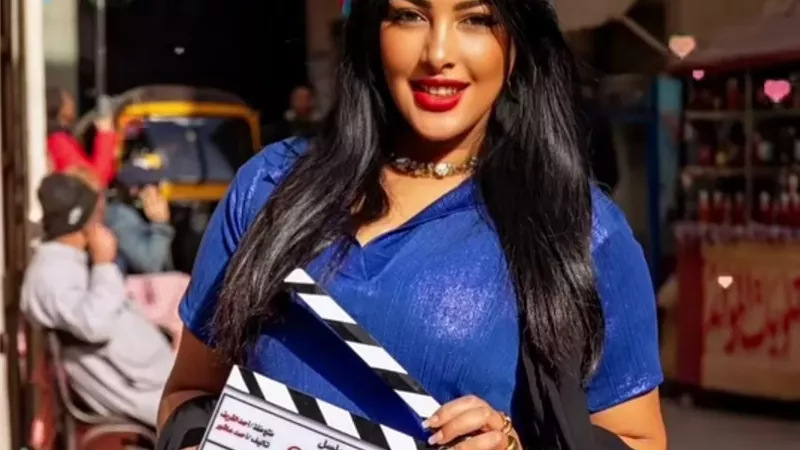 الفنانة نرمين ماهر