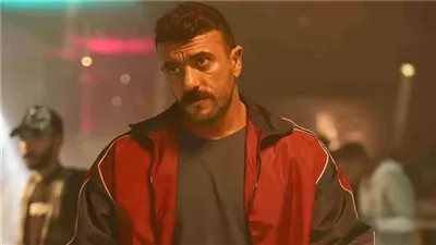 مؤلف 