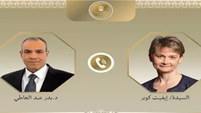 وزير الخارجية يبحث تعزيز العلاقات الثنائية مع نظيرته البريطانية