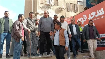شاهد أهم فيديو.. قيادات جهاز بدر يغلقوا 80 محل بمنطقة الزلزال للتطوير
