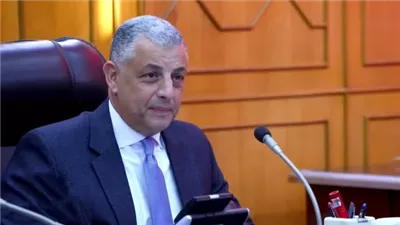 تكثيف أعمال النظافة وصيانة الإنارة العامة بالإسماعيلية