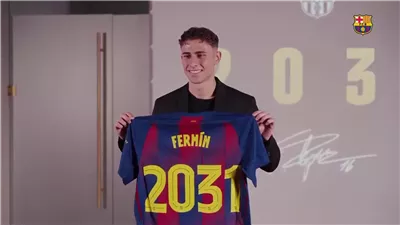 برشلونة يعلن تجديد عقد فيرمين لوبيز حتى 2031