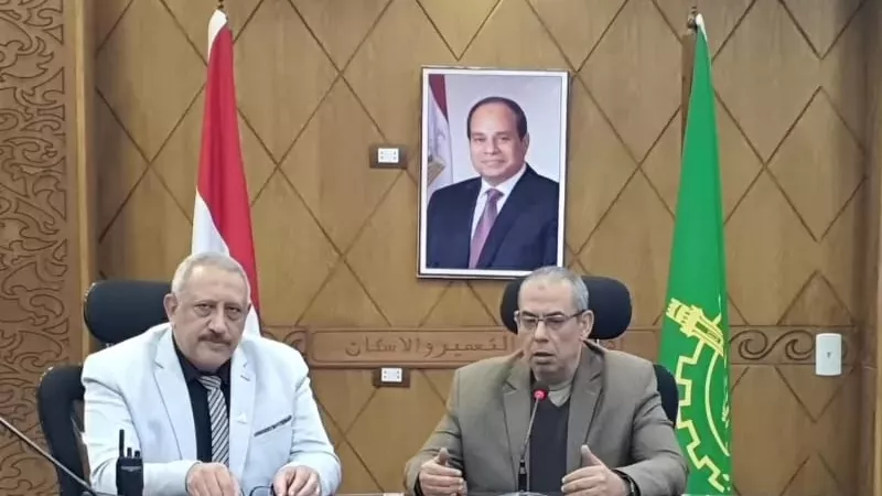 الدكتور ياسر محمود
