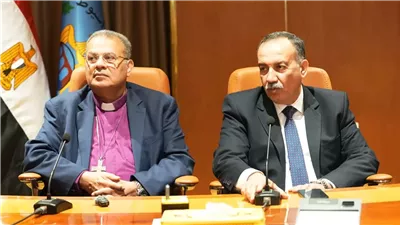 محافظ أسيوط والقس أندريه يشهدان إطلاق حزمة مبادرارات تنموية