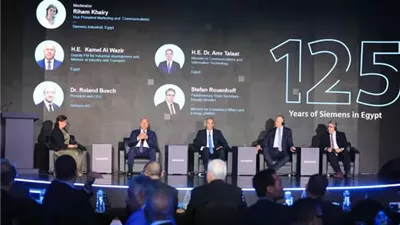 125 عامًا من الابتكار.. وزير الصناعة يناقش الرقمنة والاستدامة مع سيمنز