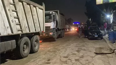 محافظة الجيزة ترفع ١٢٠٠ طن مخلفات هدم بمحيط المنطقة الأثرية