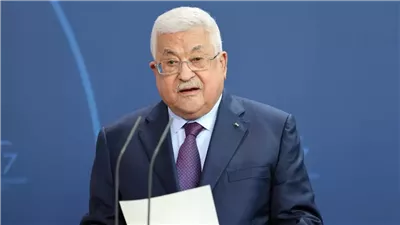 الرئيس الفلسطيني يصدر قرارًا بنشر المسودة الأولى للدستور المؤقت