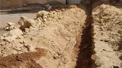مياه البحر الأحمر تبدأ تأهيل شبكة مياه عمارات العلام فى أبو عشرة