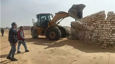 العبور الجديدة: إزالة 9 قطع أراضٍ مخالفة بمنطقة الأمل سابقًا