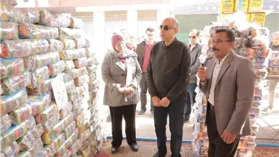 محافظ المنيا يفتتح منفذًا غذائيًا ببني مزار ضمن منظومة أهلا رمضان