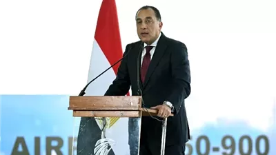 مدبولي: الإضافة لأسطول مصر للطيران تأتي ضمن الرؤية الشاملة التي وجه بها الرئيس السيسي