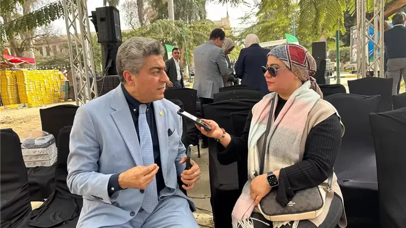 الدكتور أشرف الفار