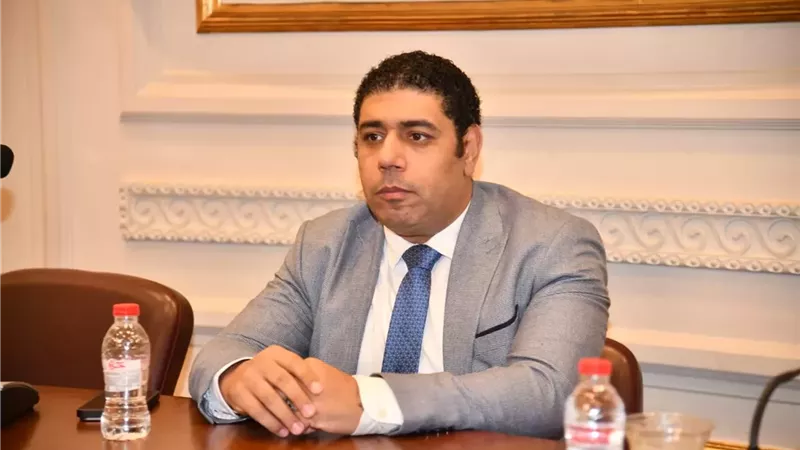 النائب عادل زيدان