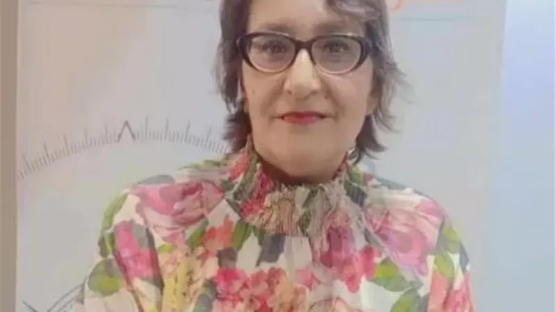 حنان رمسيس خبيرة