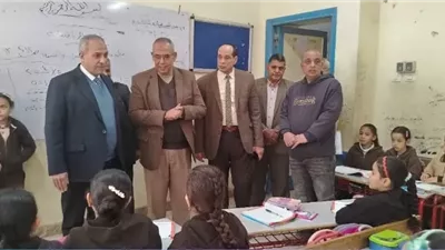 مدير تعليم القليوبية يتابع الانضباط ونسب الحضور بمدارس طوخ وبنها