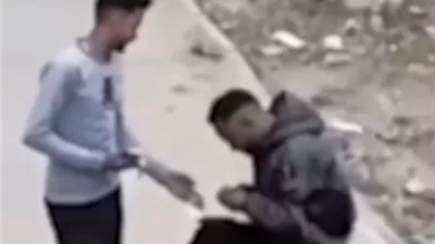 مباحث شرطة بدر تنجح بالقبض على تشكيل لبيع الحشيش وممارسة البلطجة فيديو